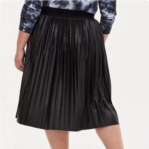 Torrid Black Pleated Midi Skirt